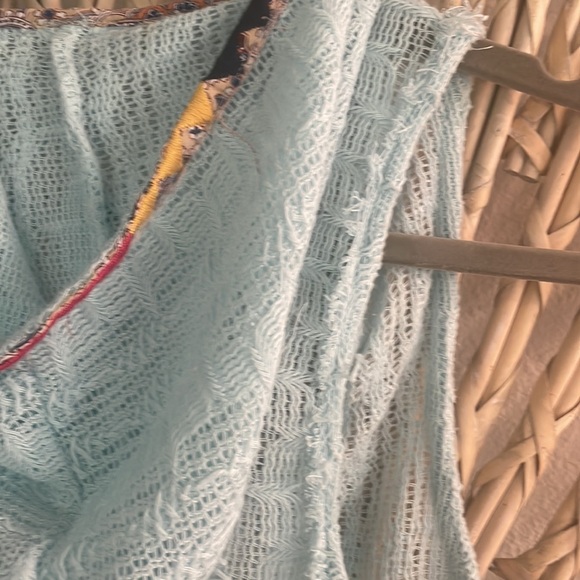 Free People XS sleeveless tunic wit hold. Slightly distressed.Beautiful colors - Picture 6 of 6